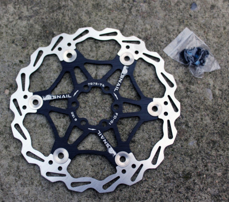 Snail Floating CNC 2-piece Disc Rotor - 180mm negru