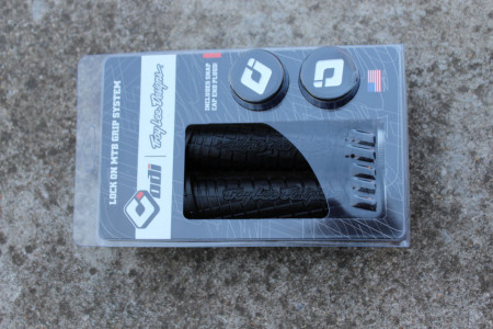 Odi Troy Lee Designs MTB Grip - negru/gri - Img 2