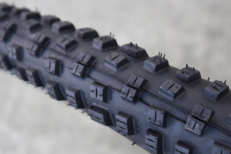Schwalbe Tough Tom Performance 27.5x2.35 - Img 6