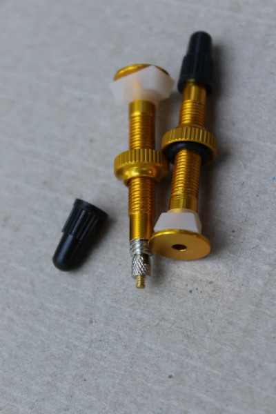 Set Valva tubeless FV 40mm Wake - auriu - Img 4