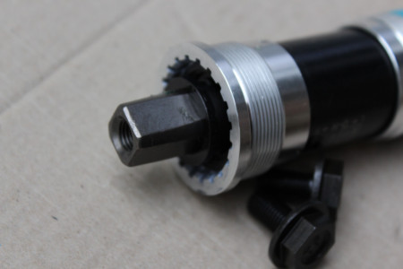 Shimano BB-UN300 monobloc rulment, ax patrat 115mm/68mm - Img 4