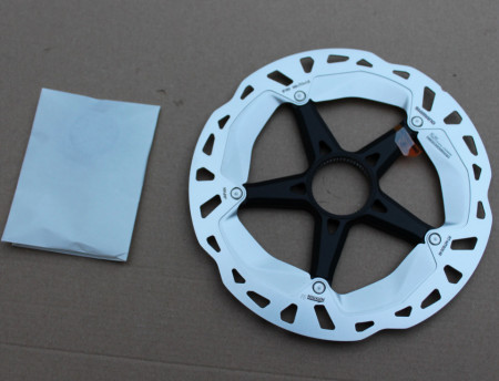 Shimano RT-MT800 XT Center-Lock Ice Tech Freeza External Lock - 180mm disc rotor - Img 4