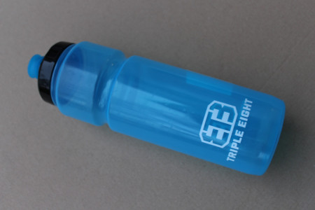 Triple Eight Icon bidon - 750ml albastru - Img 2