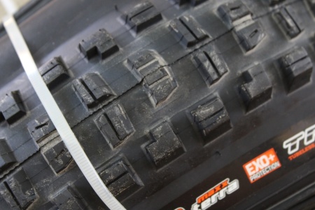 Maxxis Minion DHR II 27.5x2.60" WT TR EXO+ 3C MaxxTerra 120 anvelopa pliabil - Img 3