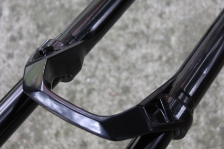 RockShox Lyrik Base 29" suspensie furca - 150mm - 44mm Offset - Tapered - 15x110mm Boost - Img 4