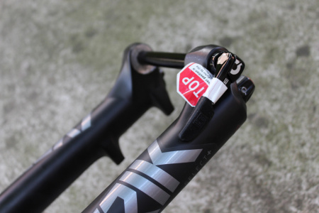 RockShox Lyrik Select RC 29″ DebonAir 170mm Boost 15X110mm Tapered - Ax Maxle Ultimate - Img 6