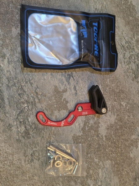 Toopre Flip-Guide Wide UltraLight CNC - ISCG-03 Chain Guide rosu - Img 5