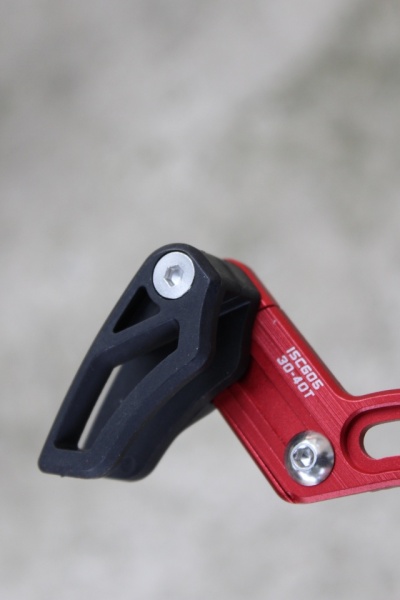 Toopre Flip-Guide Wide UltraLight CNC - ISCG-05 Chain Guide rosu - Img 5