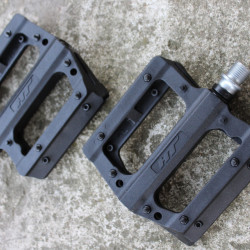 HT Components NANO-P PA12A Platform Pedale - set + stickere