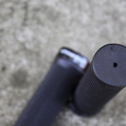 Niner Trail Soft Compound Lock-On mansoane - negru