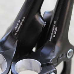 Shimano BR-MT200 set complet cu olive, insertii si suruburi