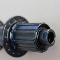 Shimano FH-MT400 Center-Lock butuc spate 12x142mm - 32gauri