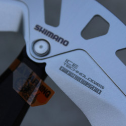 Shimano RT-MT800 XT Center-Lock Ice Technology Freeza - 180mm disc rotor