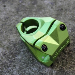 Sixpack Racing Kamikaze 31.8mm - Verde - pipa bicicleta - Img 2