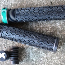 Sixpack Racing S-Trix PA manson lock-on verde - Img 4
