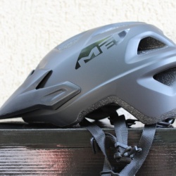Met Echo casca - 52-57cm S/M