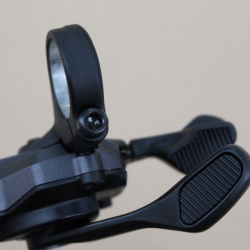 Shimano maneta dreapta cu colier Shimano XT Linkglide SL-M8130 11vit. E-bike