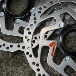Shimano MT200 J-Kit set frane disc 750-1800mm + 2 disc RT10 180mm - Img 5