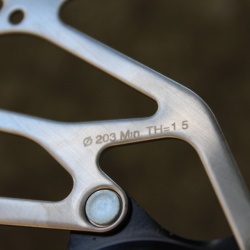 Shimano SM-RT30-L Centerlock - 203mm disc rotor - fara lockring