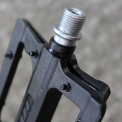 HT Components NANO-P PA12A Platform Pedale - set + stickere