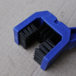 Perie Curatat Lant si Pinioane M-Wave ”Chain cog brush” - Img 3