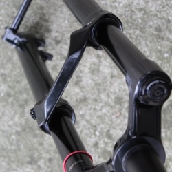 RockShox Lyrik Base 29" suspensie furca - 150mm - 44mm Offset - Tapered - 15x110mm Boost - Img 5