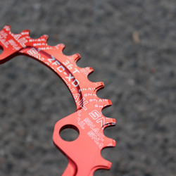 Snail Narrow Wide CNC Ultralight 36T 104bcd - Rosu