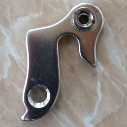 Ureche Q-05 cu surub