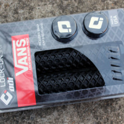ODI Vans Limited Edition Lock-On grips - negru - Img 2