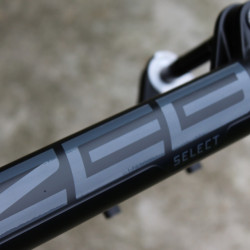 RockShox ZEB Select RC 27.5" 190mm Debon Air Tapered Boost furca telescopica
