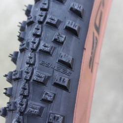 Schwalbe Smart Sam K-Guard Addix Bronze Skin 29x2.25" - sarma