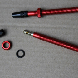 Set Valva tubeless FV 60mm Wake - rosu - Img 3