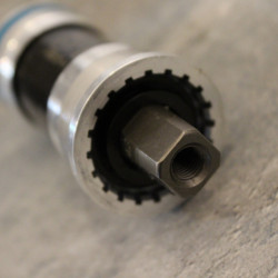 Shimano BB-UN300 monobloc rulment, ax patrat 107mm/68mm - Img 5