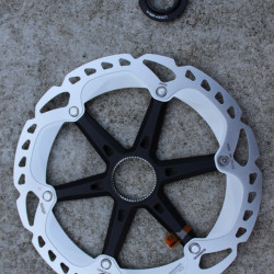 Shimano RT-MT800 XT Center-Lock Ice Technology Freeza - 203mm disc rotor