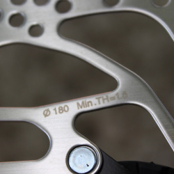 SHIMANO STEPS disc frana RT-EM300-M 180mm CENTER-LOCK - Img 4