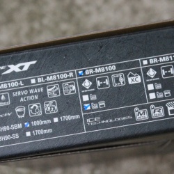 Shimano XT BR-M8100 Disc frana fata 1000mm + placute J04C - Img 5