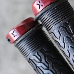 Sixpack Racing S-Trix PA manson lock-on maro - Img 2