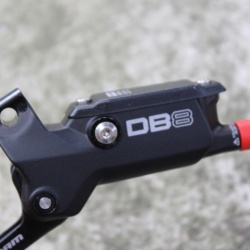 SRAM DB8 Mineral Oil - Set frane Disc  - Img 2