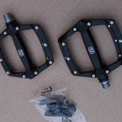 Triple 8 Race Flat SL - negru