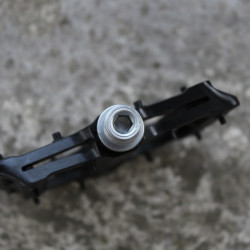 HT Components NANO-P PA12A Platform Pedale - set + stickere
