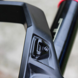 RockShox ZEB Select RC 27.5" 190mm Debon Air Tapered Boost furca telescopica