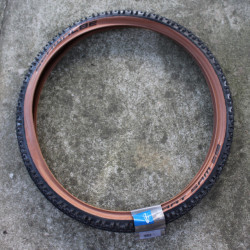 Schwalbe Smart Sam Performance Addix Bronze Skin 27.5x2.25" - sarma