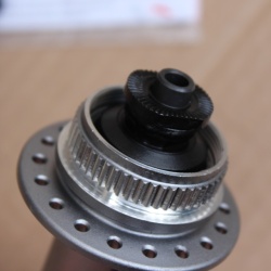 Shimano HB-M4050 Center-Lock butuc fata 36H + QR alu - Img 4