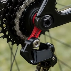 Ureche cadru universal - MUQZI cu filet M12x1.0 Sram UDH type(rosu) - Img 5