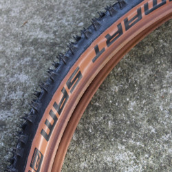 Schwalbe Smart Sam Performance Addix Bronze Skin 27.5x2.25" - sarma