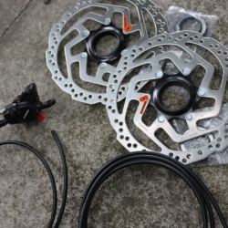 Shimano MT200 J-Kit set frane disc 750-1800mm + 2 disc RT10 180mm - Img 3