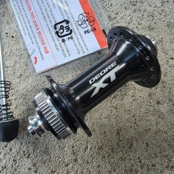 Shimano XT HB-M8000 Center-Lock butuc fata 32H + QR - Img 3