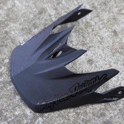 Troy Lee Design's D3 Mono Black visor - Img 2