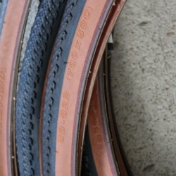 Kenda Piedmon cauciuc citybike 700X50 maro/negru - sarma - Img 6