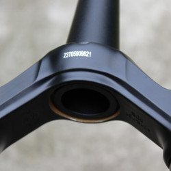 RockShox ZEB Select RC 27.5" 190mm Debon Air Tapered Boost furca telescopica